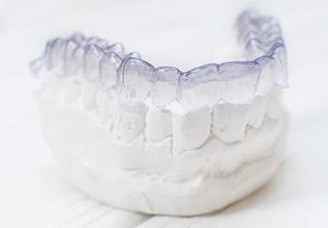 Invisalign on dental mold